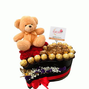 Corazon-de-Rosas-rojas-con-Peluche-y-Chocolates